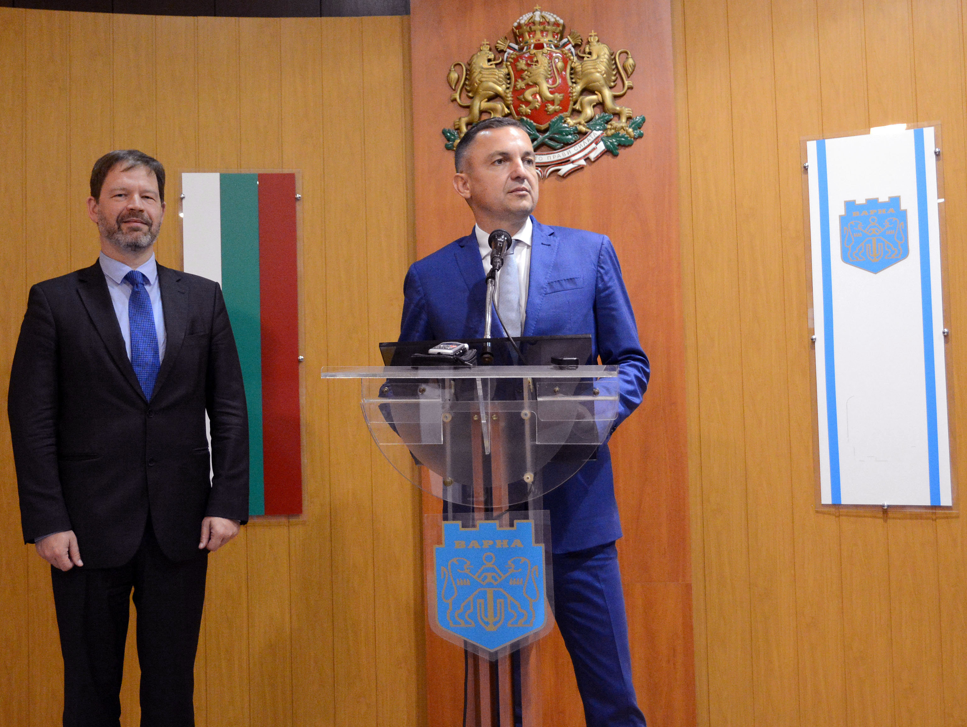 Свързани файлове